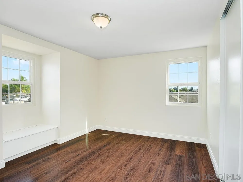 14302 Sandown Poway, CA 92064