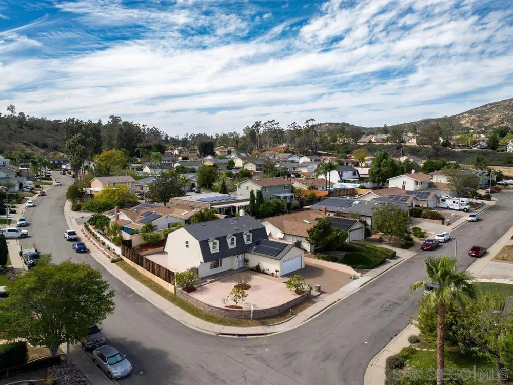 14302 Sandown Poway, CA 92064
