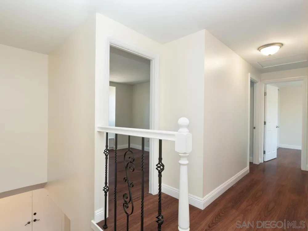 14302 Sandown Poway, CA 92064