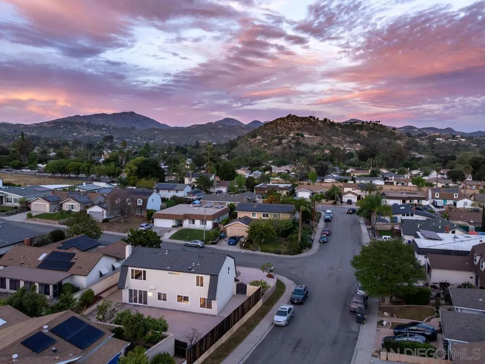 14302 Sandown Poway, CA 92064