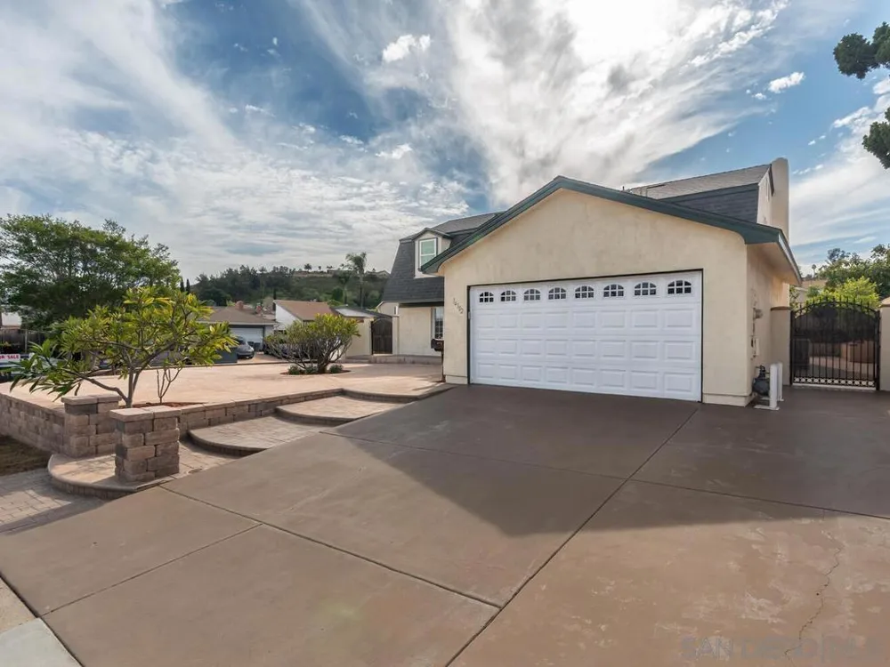 14302 Sandown Poway, CA 92064