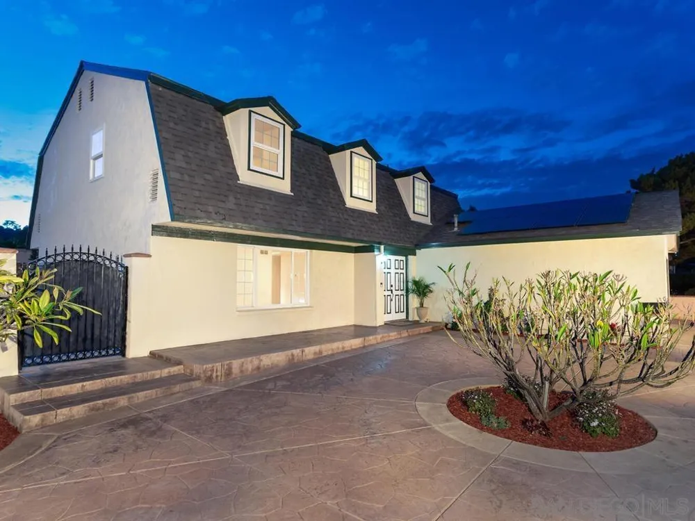 14302 Sandown Poway, CA 92064