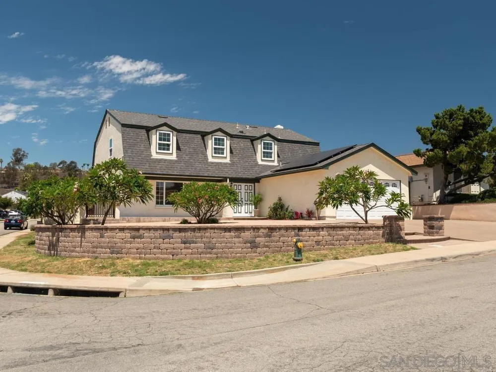 14302 Sandown Poway, CA 92064