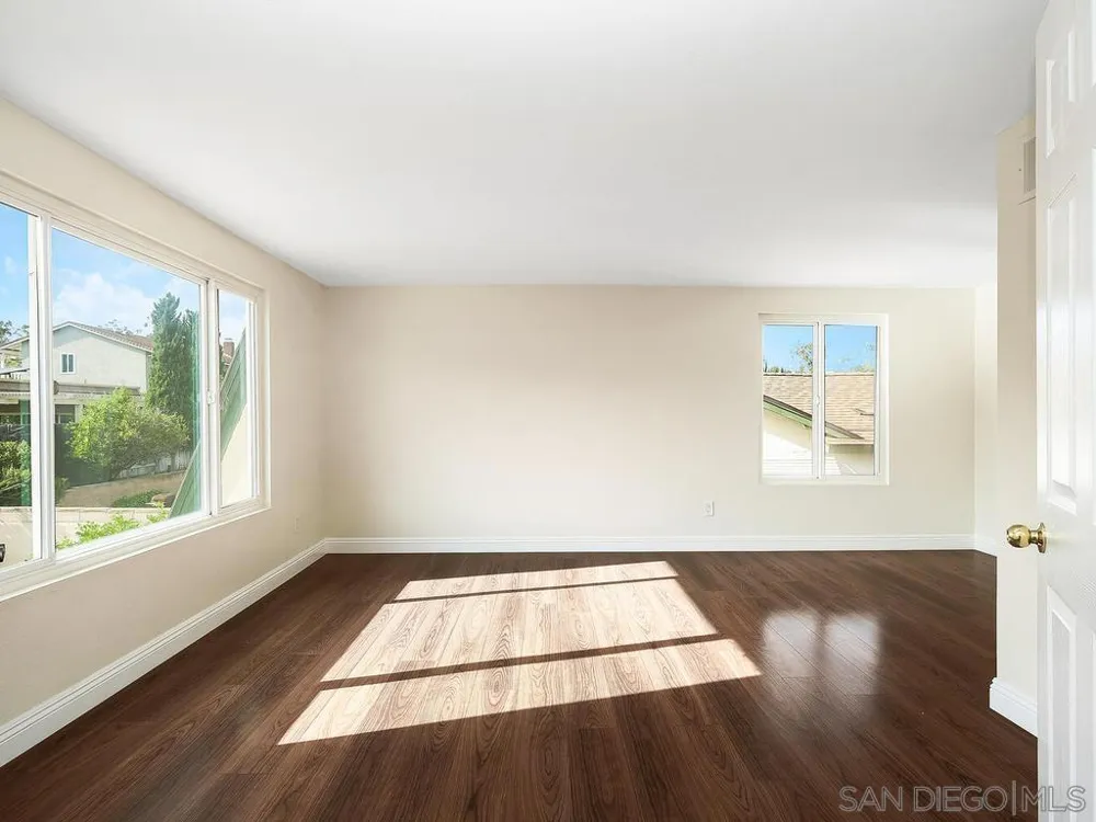 14302 Sandown Poway, CA 92064