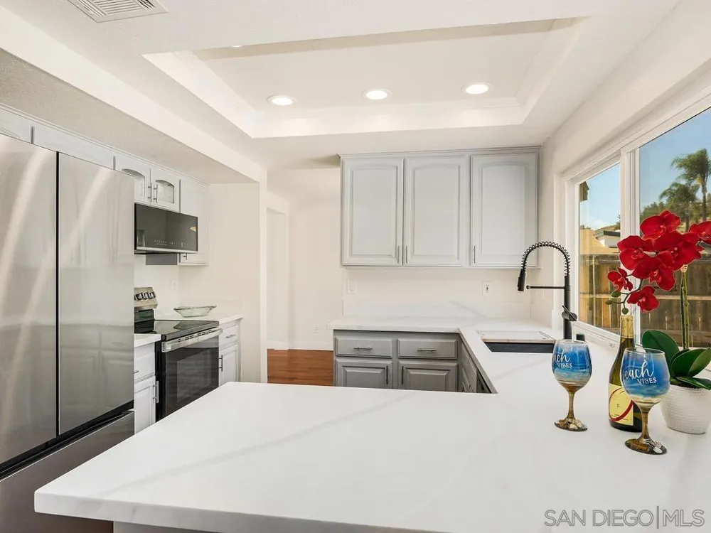14302 Sandown Poway, CA 92064