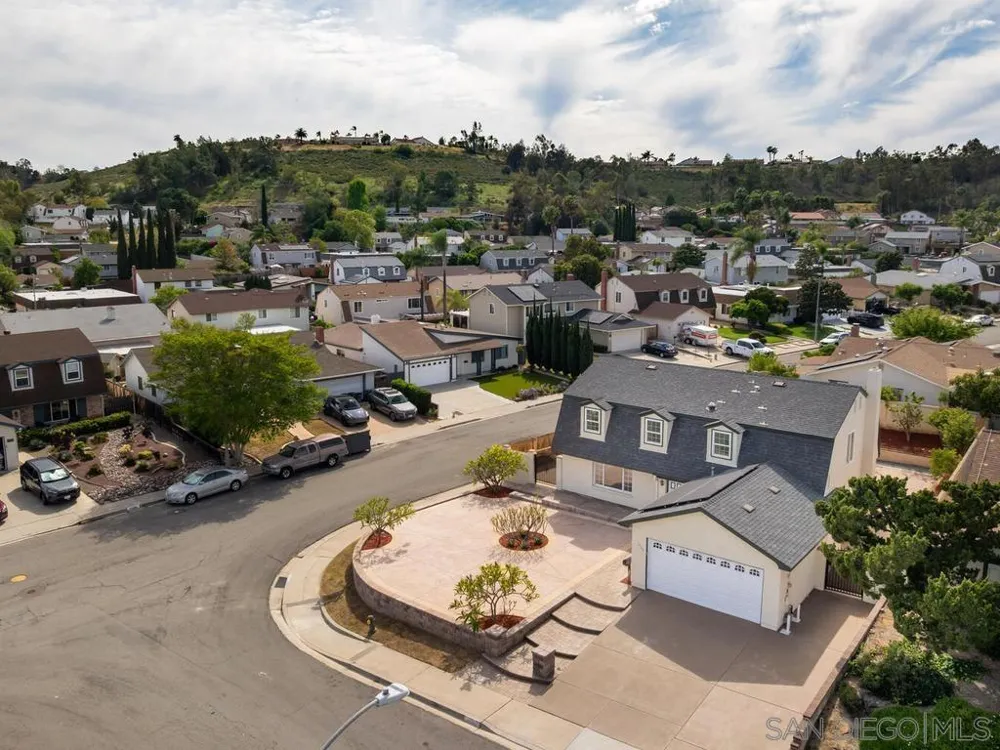 14302 Sandown Poway, CA 92064