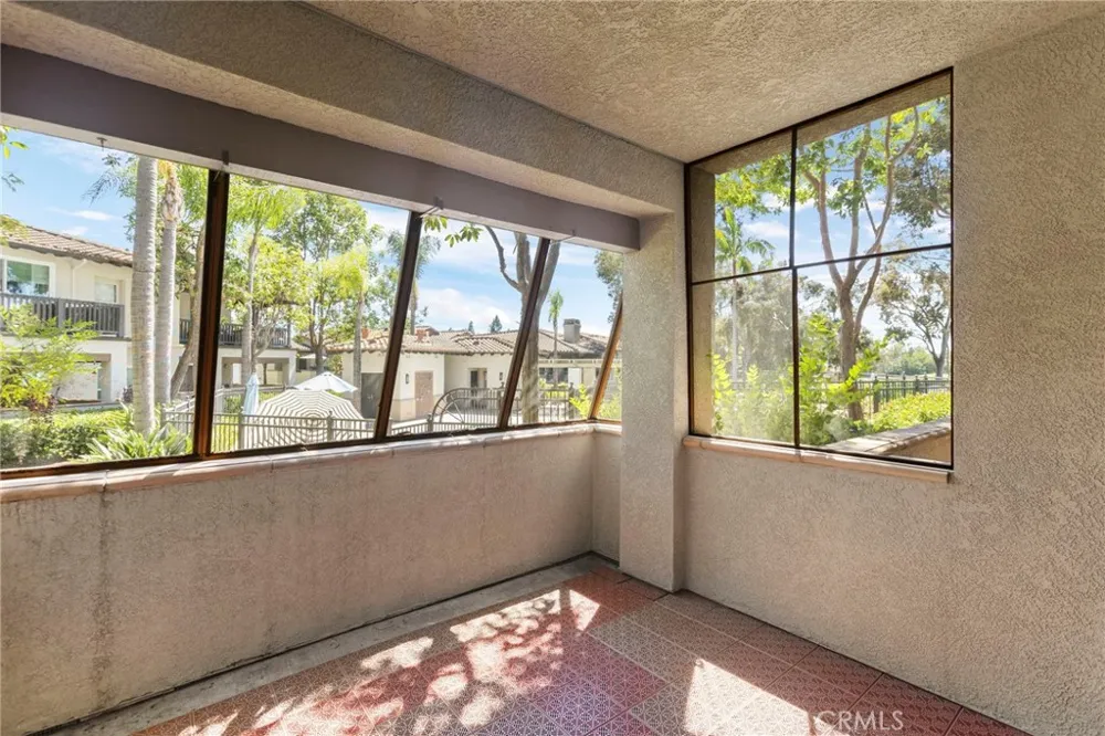 34 Via Solaz Rancho Santa Margarita, CA 92688