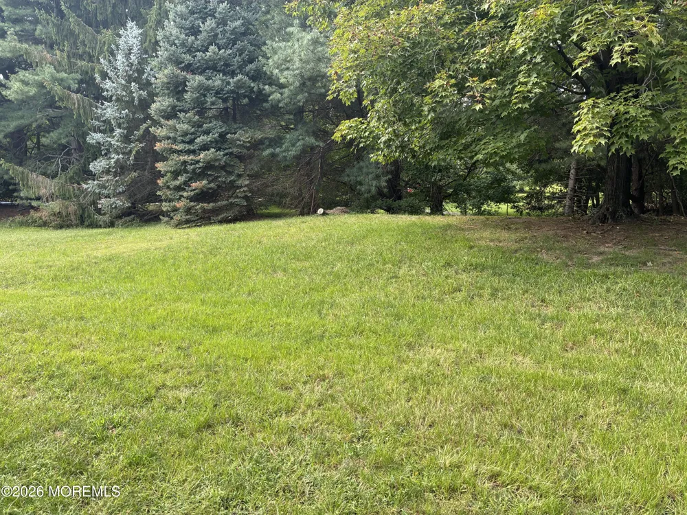 106 Northampton Drive Holmdel, NJ 07733