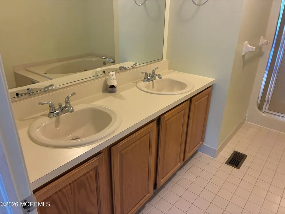 106 Northampton Drive Holmdel, NJ 07733