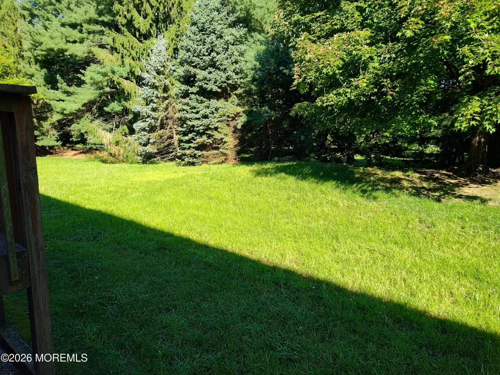 106 Northampton Drive Holmdel, NJ 07733
