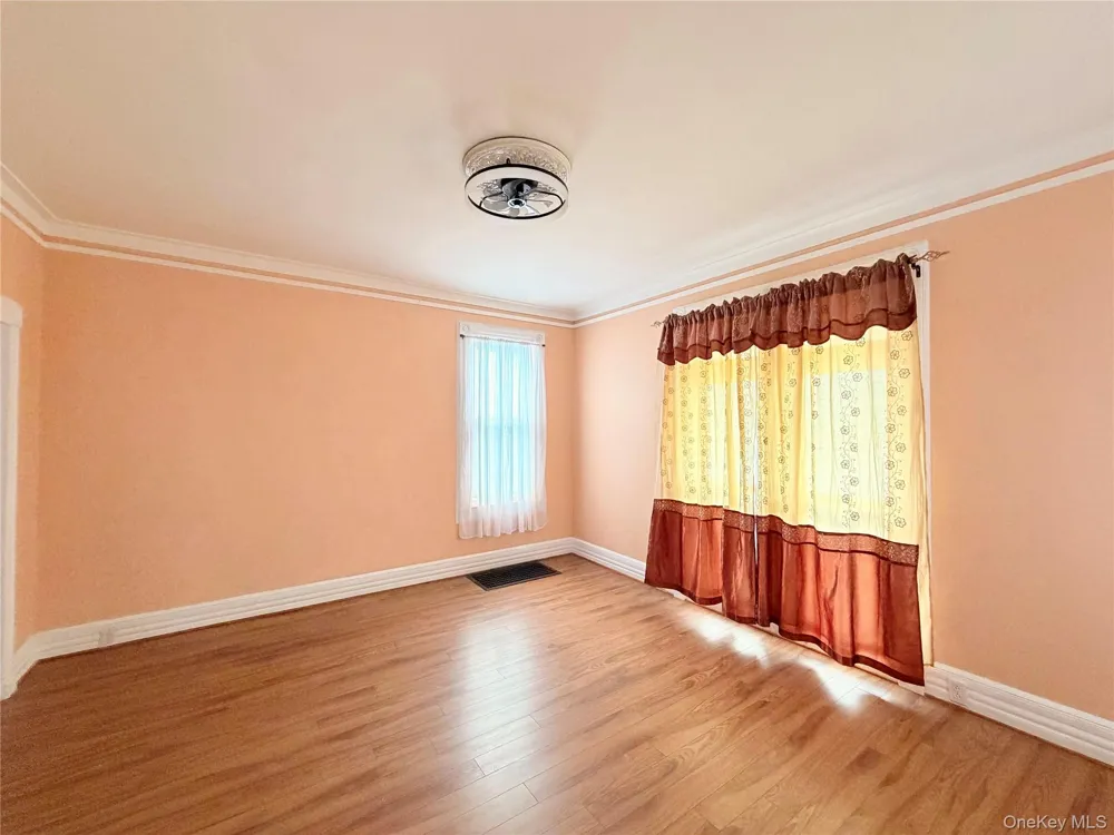 40 Academy Avenue Middletown, NY 10940
