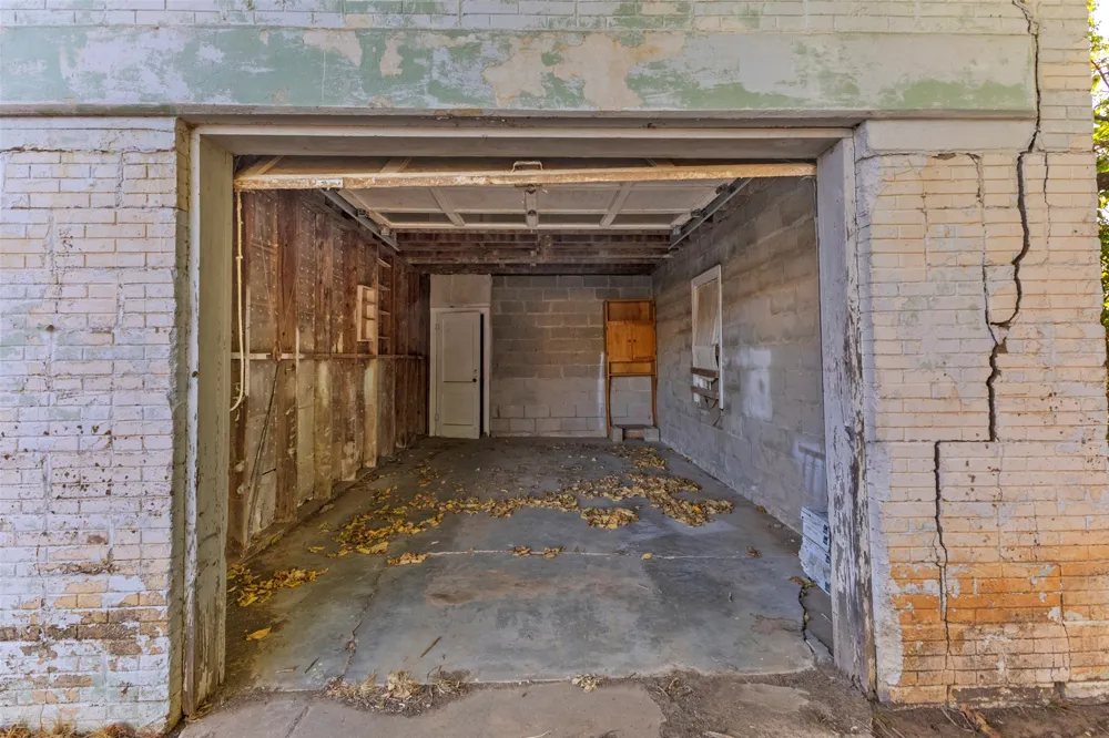 205 Broadway Street Konawa, OK 74849