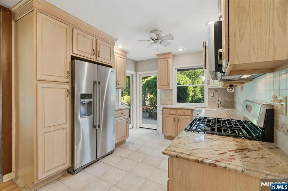 343 Sunset Road Pequannock Township, NJ 07444