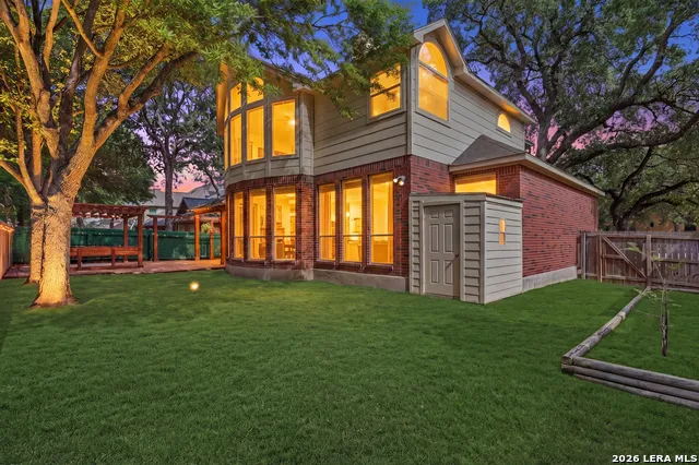 487 Covered Bridge Schertz, TX 78154
