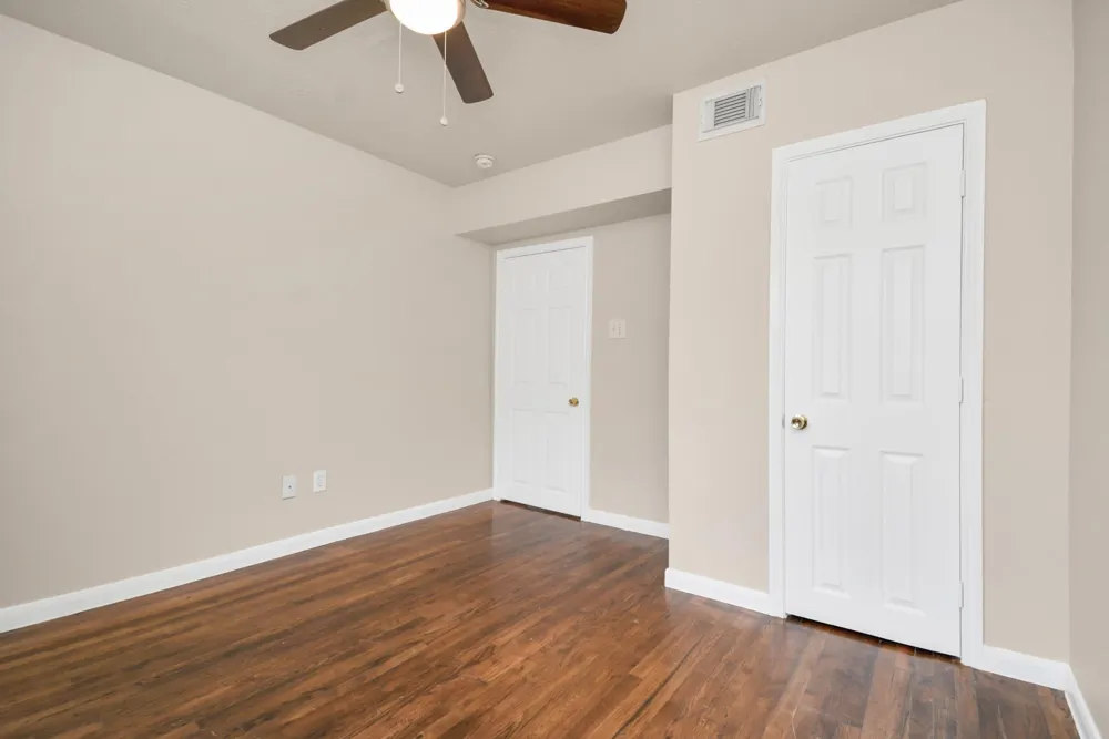 500 W Pitts Avenue #302 Pasadena, TX 77506