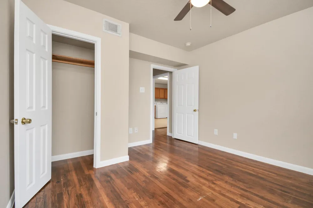 500 W Pitts Avenue #302 Pasadena, TX 77506