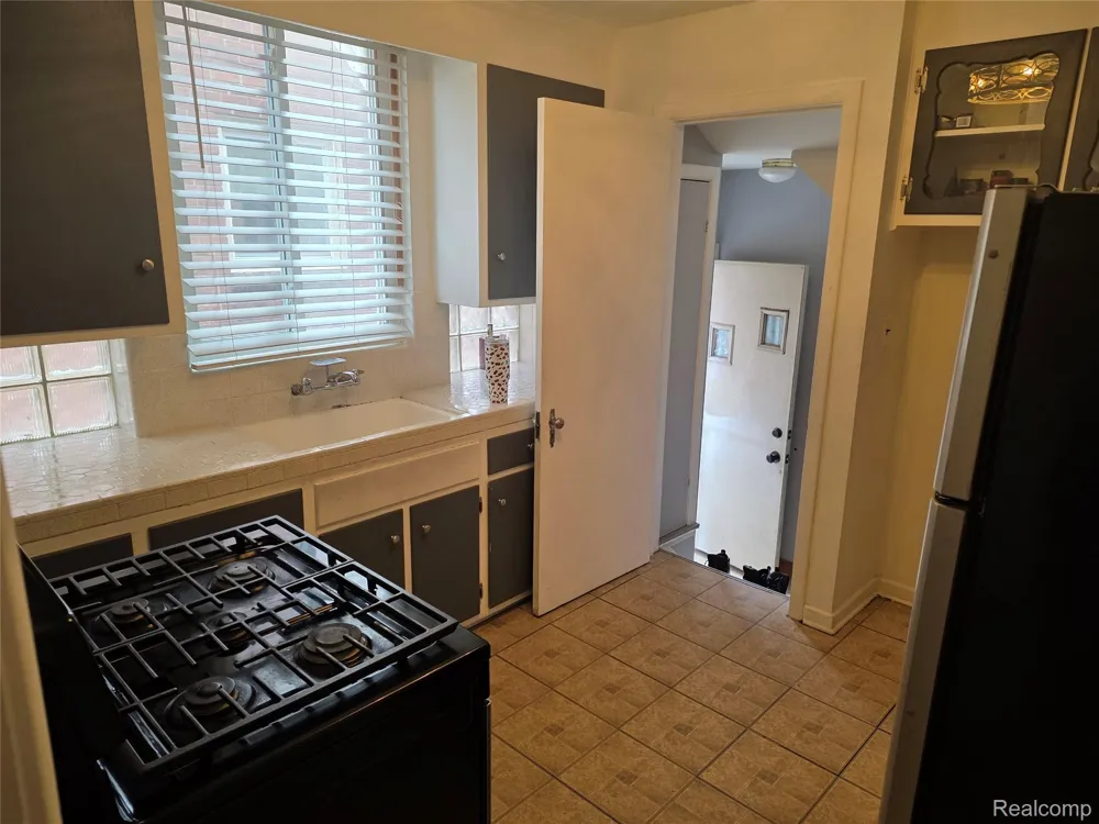 20109 Stotter Street Detroit City, MI 48234