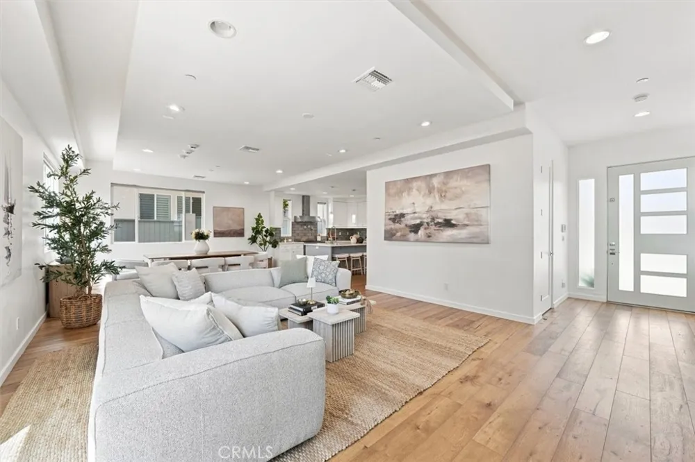 2206 Harriman #A Redondo Beach, CA 90278