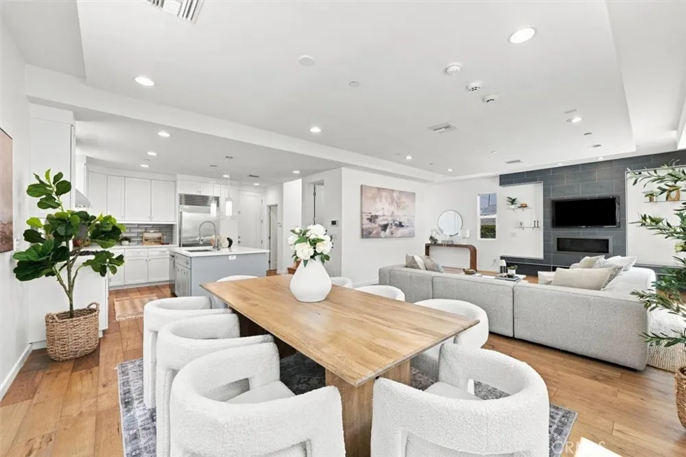 2206 Harriman #A Redondo Beach, CA 90278