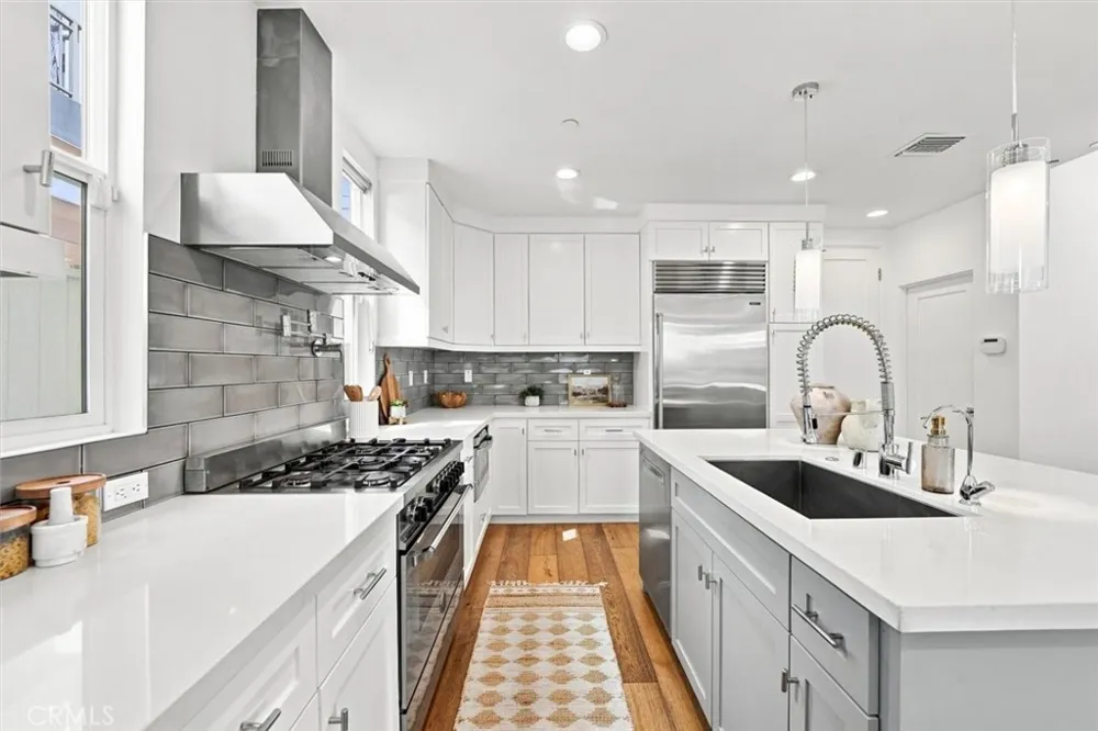 2206 Harriman #A Redondo Beach, CA 90278