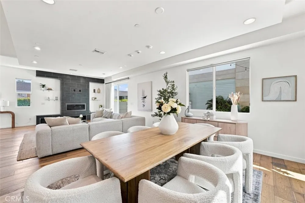 2206 Harriman #A Redondo Beach, CA 90278