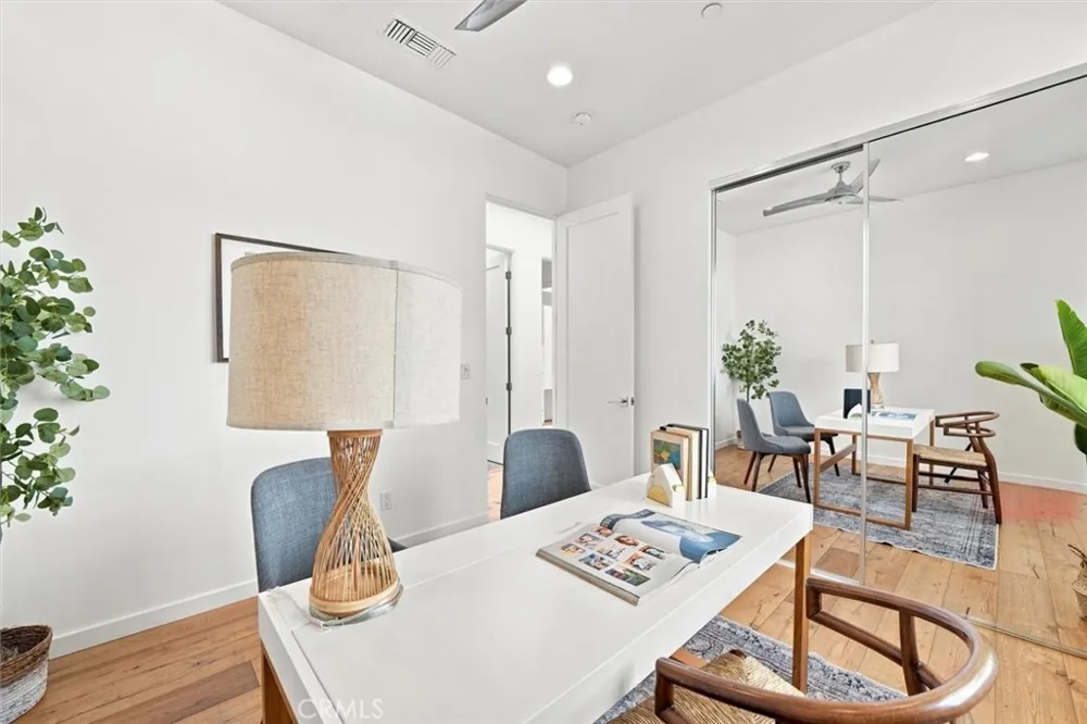 2206 Harriman #A Redondo Beach, CA 90278