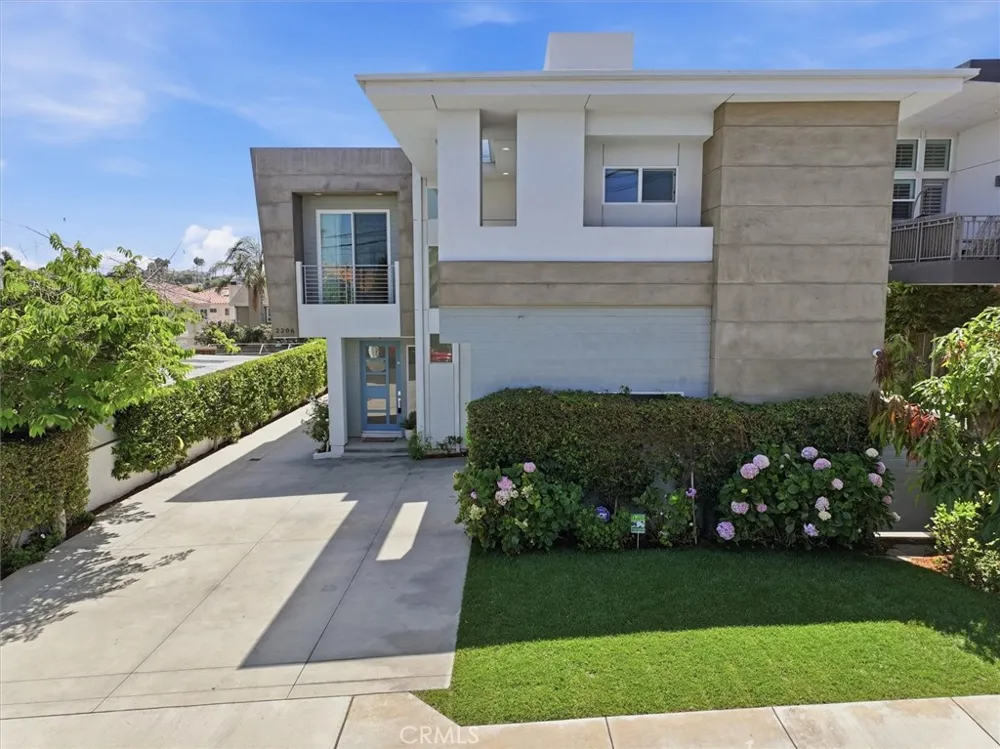 2206 Harriman #A Redondo Beach, CA 90278