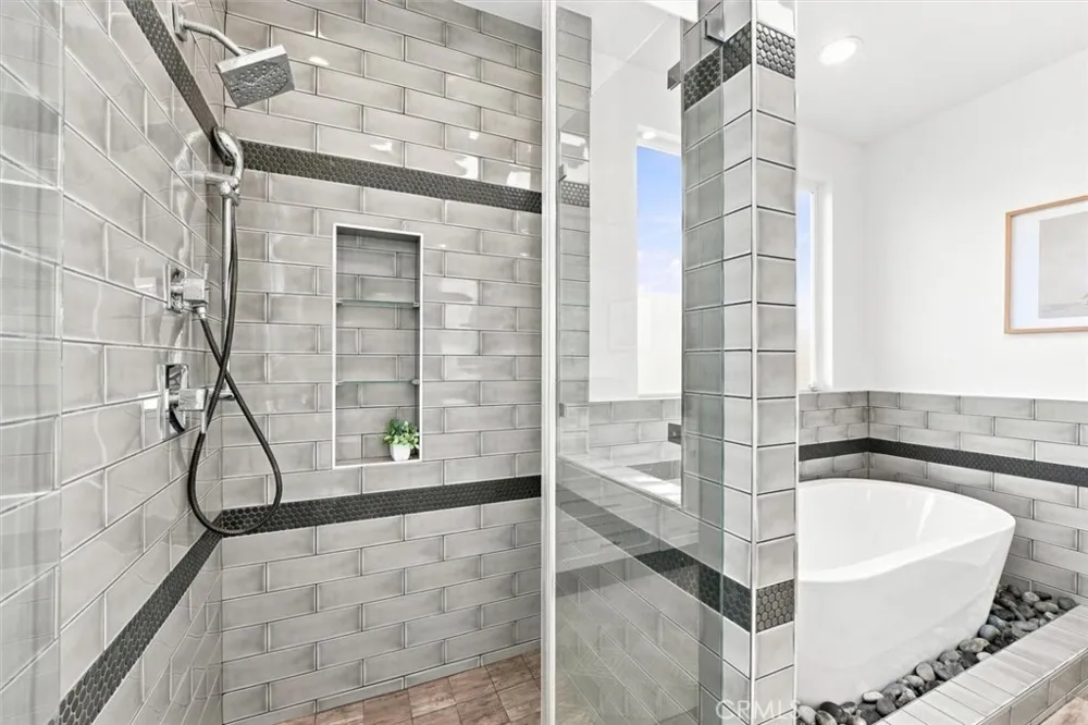 2206 Harriman #A Redondo Beach, CA 90278