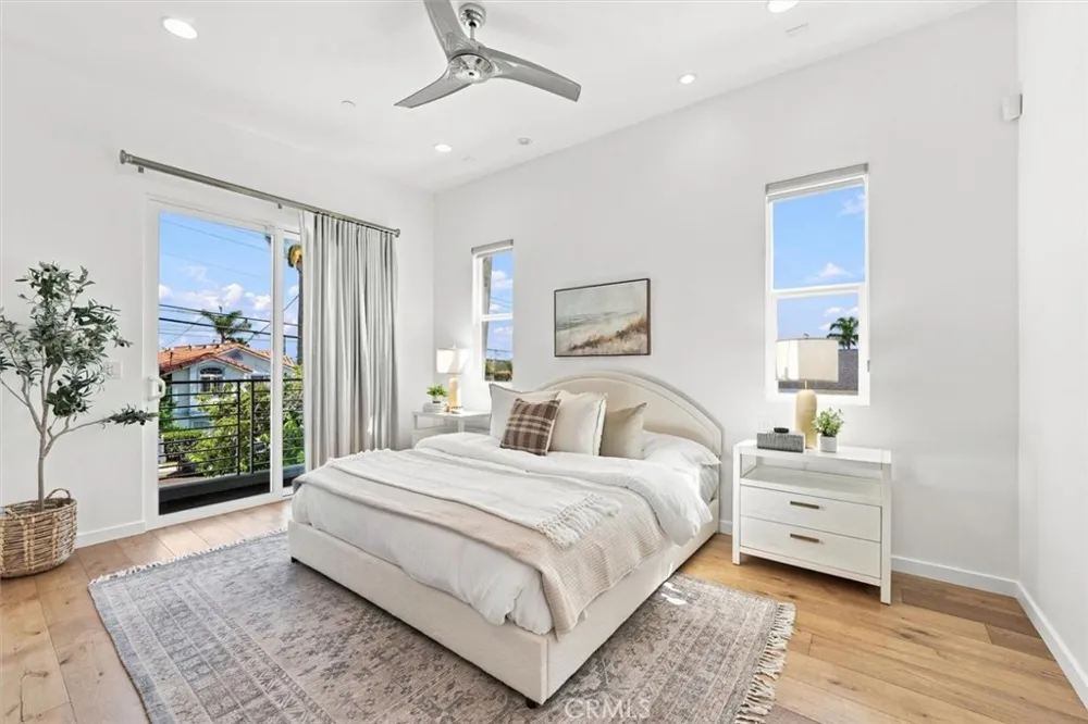 2206 Harriman #A Redondo Beach, CA 90278