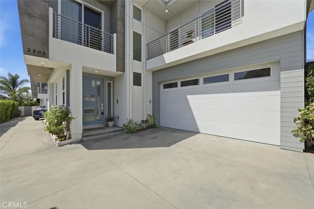 2206 Harriman #A Redondo Beach, CA 90278