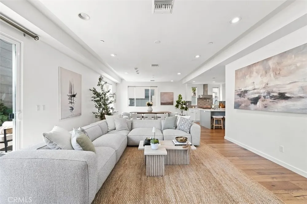 2206 Harriman #A Redondo Beach, CA 90278
