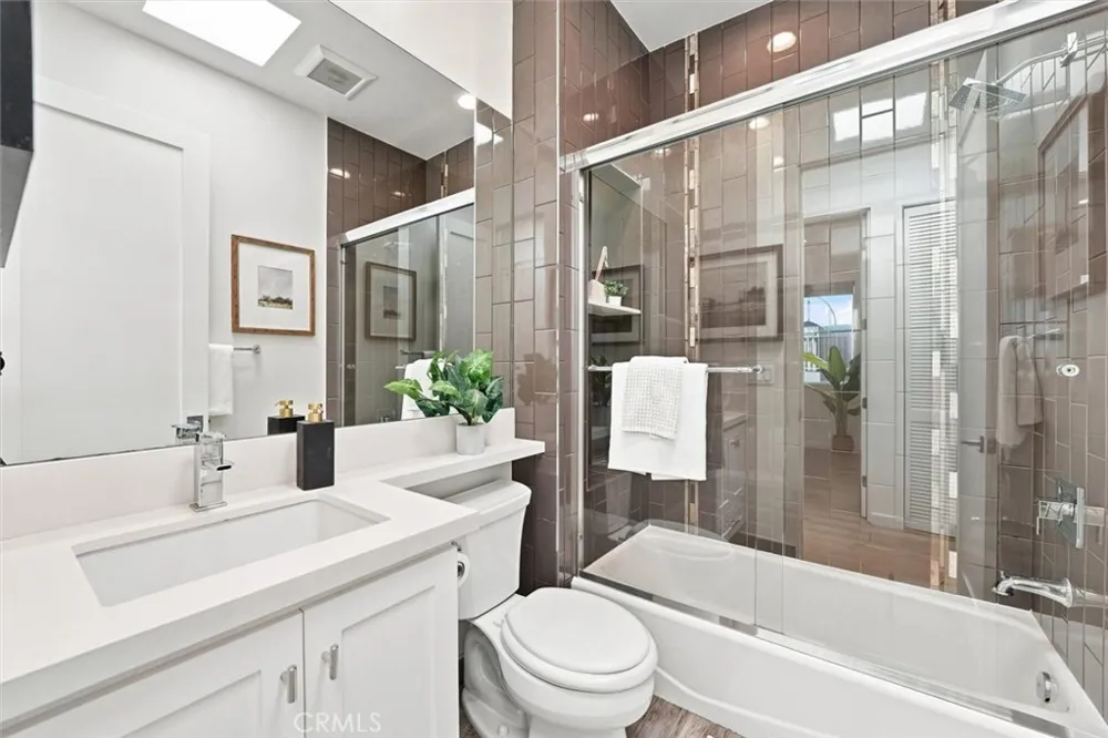 2206 Harriman #A Redondo Beach, CA 90278