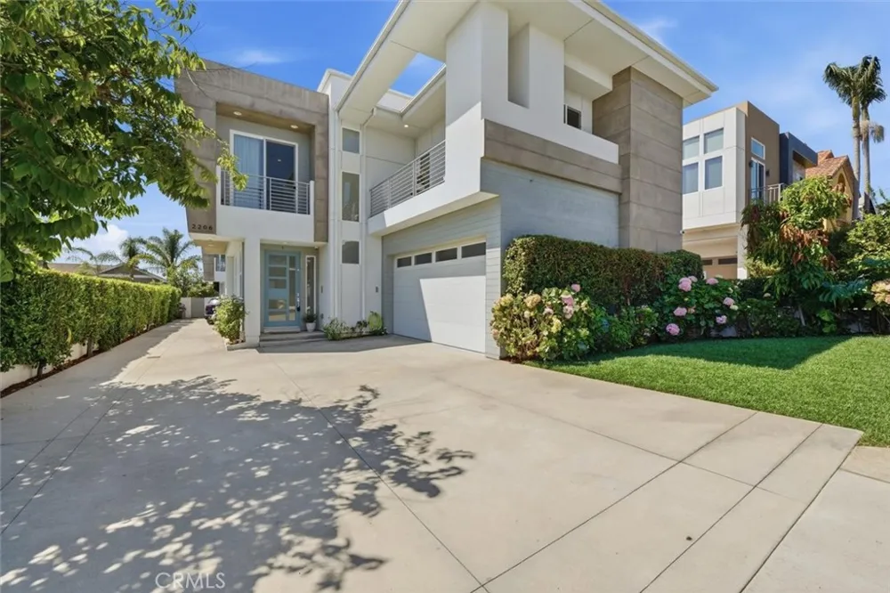 2206 Harriman #A Redondo Beach, CA 90278