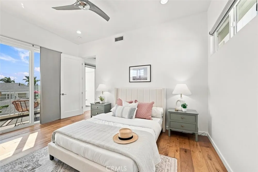 2206 Harriman #A Redondo Beach, CA 90278