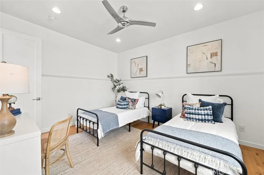2206 Harriman #A Redondo Beach, CA 90278