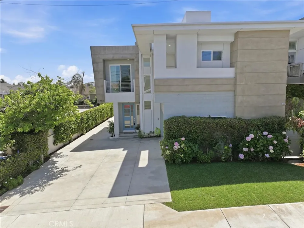 2206 Harriman #A Redondo Beach, CA 90278