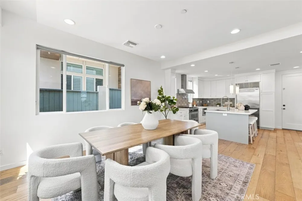 2206 Harriman #A Redondo Beach, CA 90278