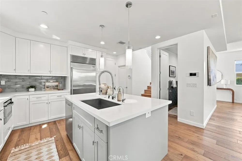 2206 Harriman #A Redondo Beach, CA 90278