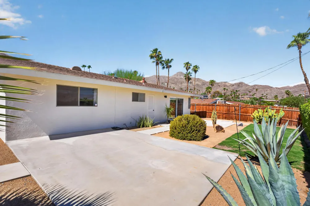 39370 Marietta Circle Cathedral City, CA 92234