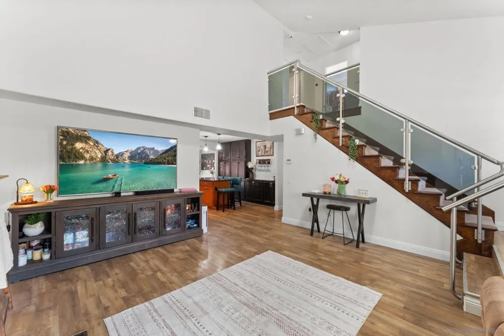 10253 Paseo Park Lakeside, CA 92040