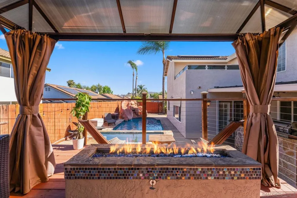 10253 Paseo Park Lakeside, CA 92040