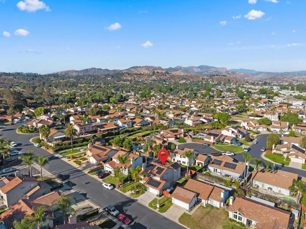 10253 Paseo Park Lakeside, CA 92040