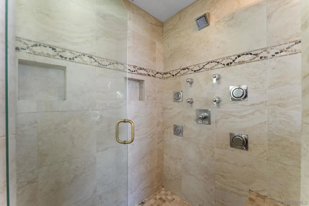10253 Paseo Park Lakeside, CA 92040