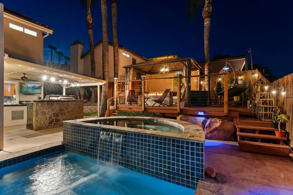10253 Paseo Park Lakeside, CA 92040