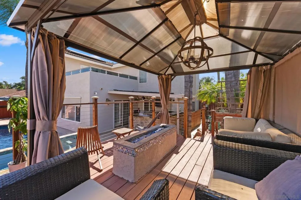 10253 Paseo Park Lakeside, CA 92040
