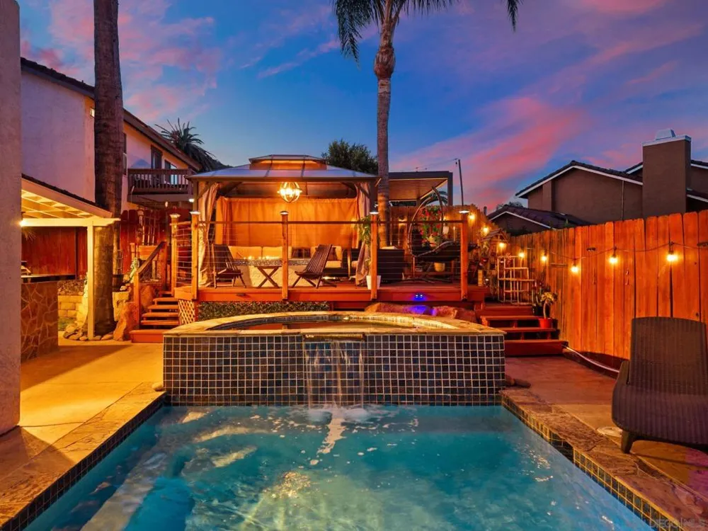 10253 Paseo Park Lakeside, CA 92040