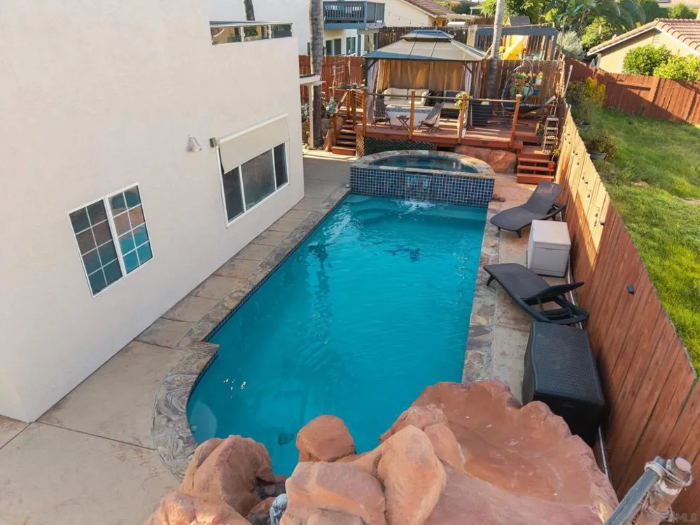 10253 Paseo Park Lakeside, CA 92040