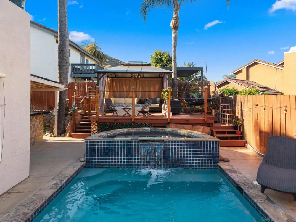 10253 Paseo Park Lakeside, CA 92040