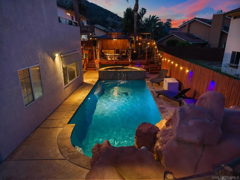 10253 Paseo Park Lakeside, CA 92040
