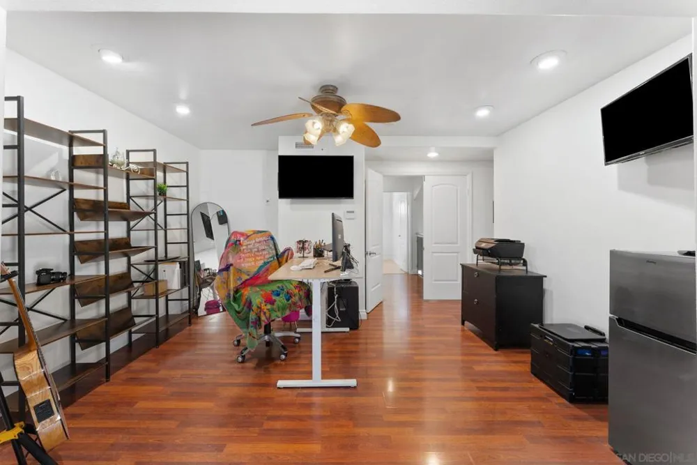 10253 Paseo Park Lakeside, CA 92040